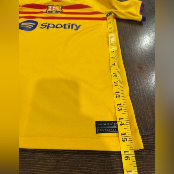 2023-2024 Barcelona Away 4th Kit Football Soccer Jersey - Picture 9 of 9